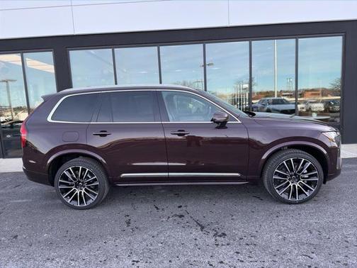 2026 Volvo XC90 B6 Plus 7-Seater