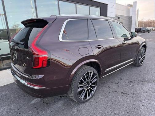 2026 Volvo XC90 B6 Plus 7-Seater