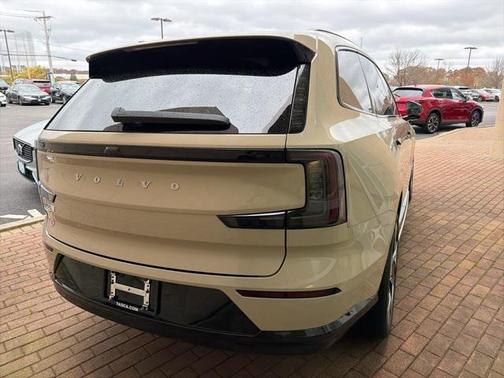 2025 Volvo EX90 Twin Motor Performance Ultra