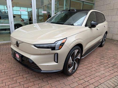 2025 Volvo EX90 Twin Motor Performance Ultra