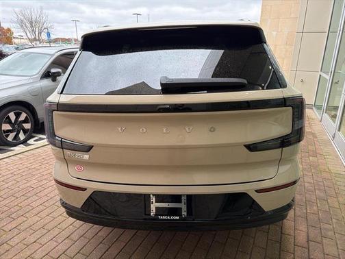 2025 Volvo EX90 Twin Motor Performance Ultra