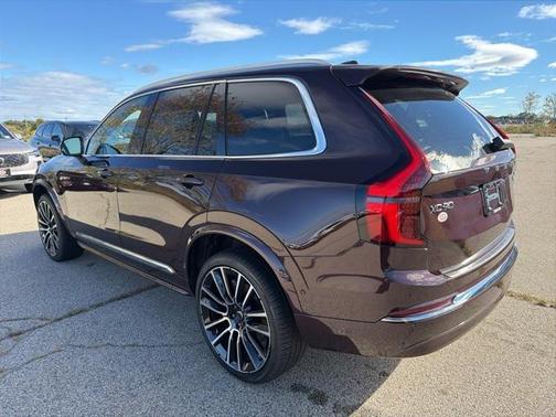2026 Volvo XC90 B6 Plus 7-Seater