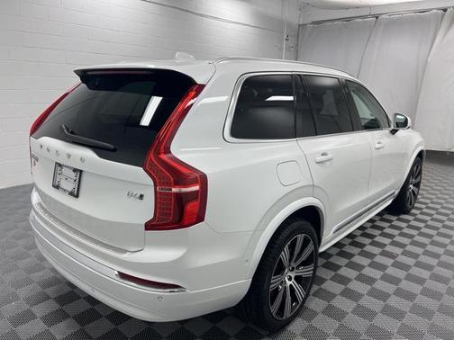 2025 Volvo XC90 B6 Plus 7-Seater