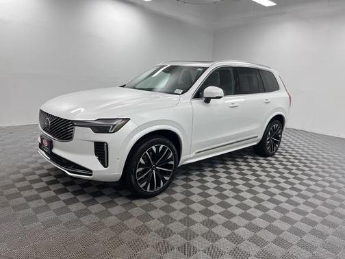 2026 Volvo XC90 B6 Plus 7-Seater