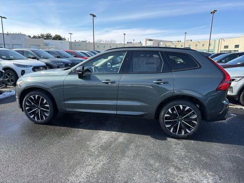 2026 Volvo XC60 B5 Ultra