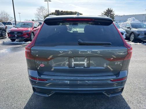 2026 Volvo XC60 B5 Ultra