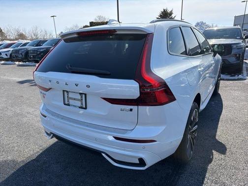 2026 Volvo XC60 B5 Ultra