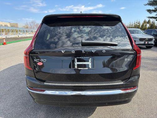 2026 Volvo XC90 Plus, B6 AWD Gas (mild hybrid), Gasoline, Bright, 7 Seats