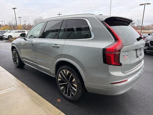 2026 Volvo XC90 B6 Plus 7-Seater