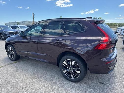 2026 Volvo XC60 B5 Core