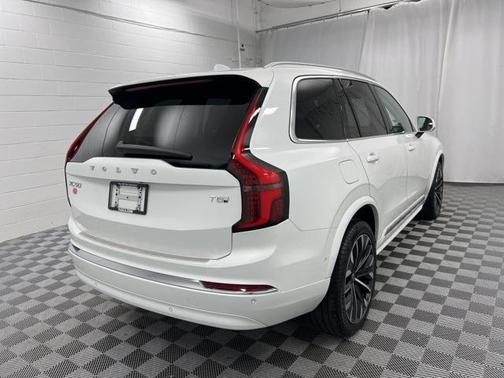 2025 Volvo XC90 Plug-In Hybrid T8 Ultra 6-Seater