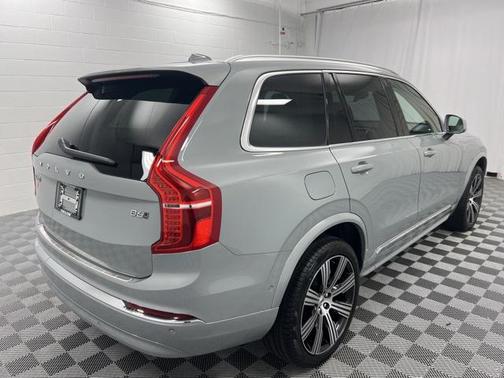 2025 Volvo XC90 B6 Ultra