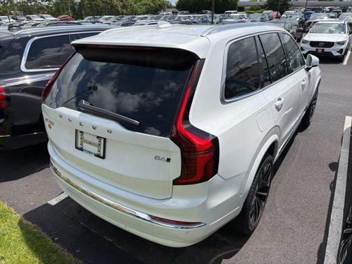 Crystal White Pearl 2026 Volvo XC90 Ultra, B6 AWD Gas (mild hybrid), Gasoline, Bright, 7 Seats