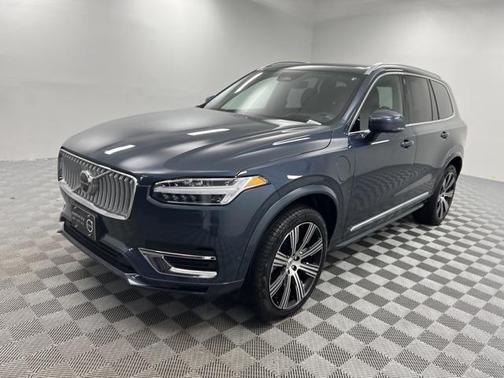 2025 Volvo XC90 Plug-In Hybrid T8 Ultra 7-Seater