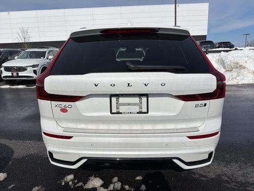 2026 Volvo XC60 B5 Core