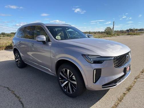 2026 Volvo XC90 B5 Core