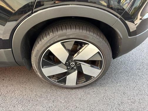 2024 Volvo XC40 Recharge Pure Electric Plus