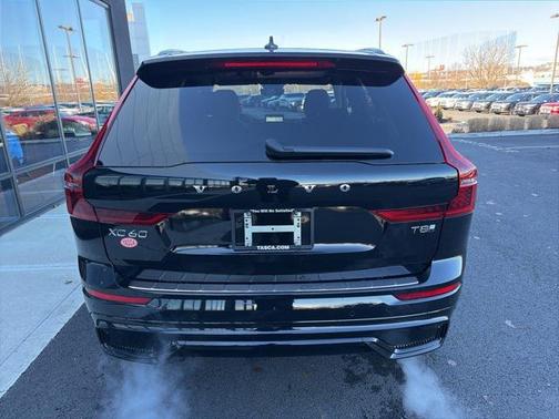 2026 Volvo XC60 Plug-In Hybrid T8 Ultra