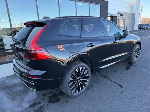 2026 Volvo XC60 Plug-In Hybrid T8 Ultra