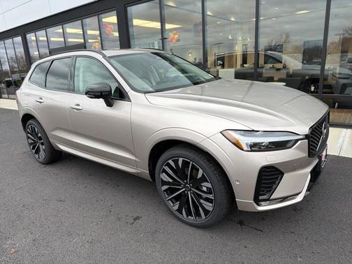 2026 Volvo XC60 B5 Ultra