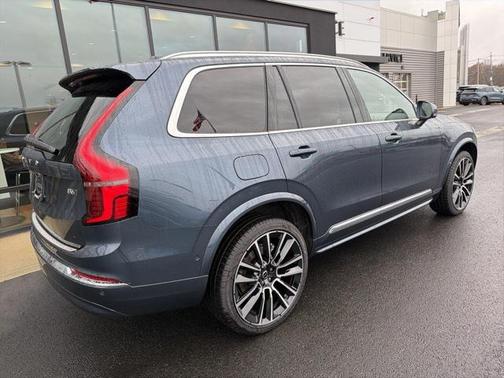 2026 Volvo XC90 B6 Plus 7-Seater
