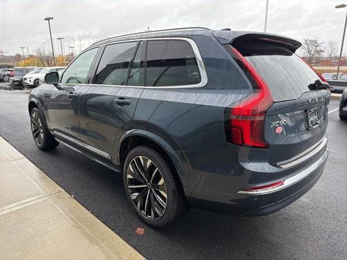 2026 Volvo XC90 B6 Plus 6-Seater