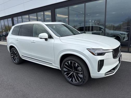 2025 Volvo XC90 Plug-In Hybrid T8 Ultra 7-Seater