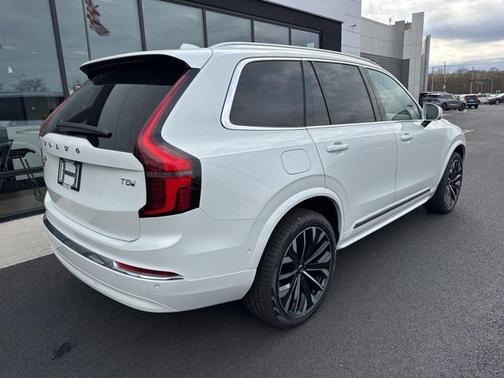 2025 Volvo XC90 Plug-In Hybrid T8 Ultra 7-Seater