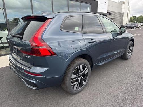 2026 Volvo XC60 B5 Core