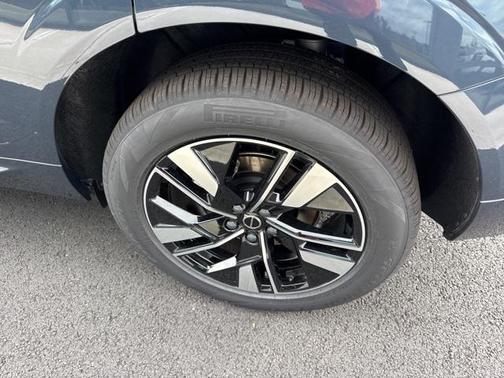 2026 Volvo XC60 B5 Core