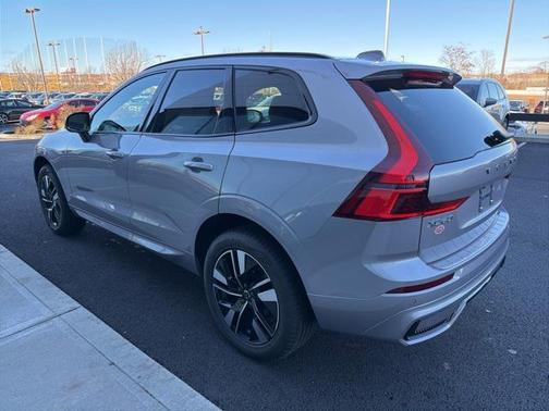 2026 Volvo XC60 B5 Core