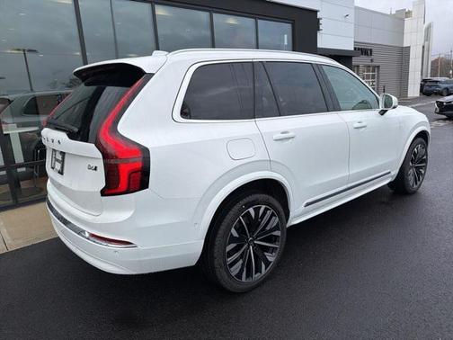 2026 Volvo XC90 B6 Ultra 7-Seater