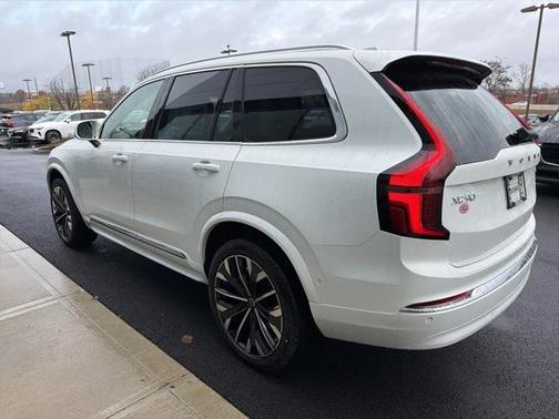 2026 Volvo XC90 B6 Ultra 7-Seater