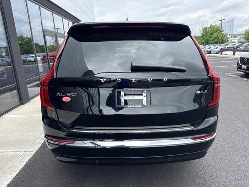 2025 Volvo XC90 B6 Plus 7-Seater