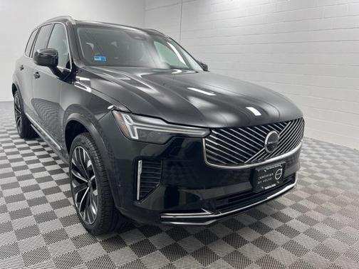 2025 Volvo XC90 B6 Ultra