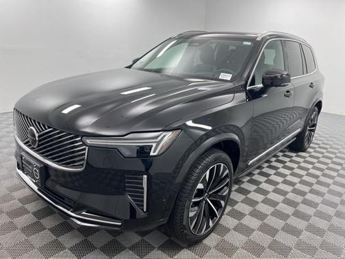2025 Volvo XC90 B6 Ultra