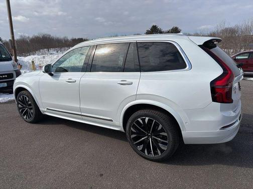 2026 Volvo XC90 Plus, B6 AWD Gas (mild hybrid), Gasoline, Bright, 6 Seats