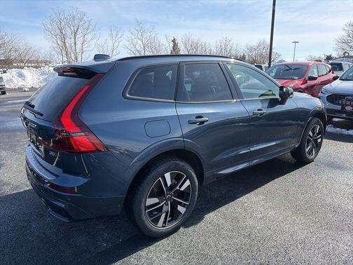 2026 Volvo XC60 B5 Plus