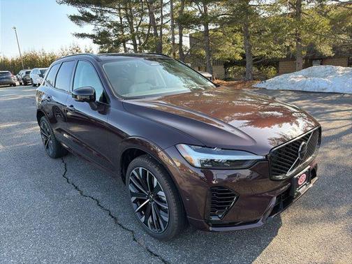 Mulberry Metallic 2026 Volvo XC60 Plug-In Hybrid Ultra, T8 AWD Electric/Gasoline, Dark