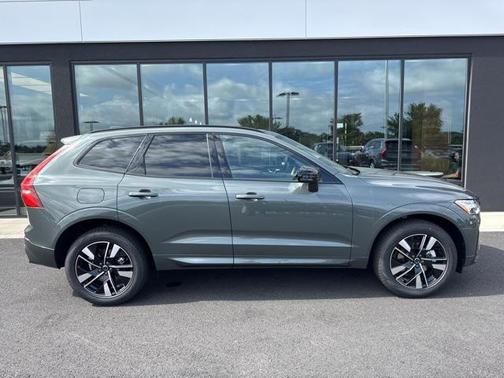 2026 Volvo XC60 B5 Core