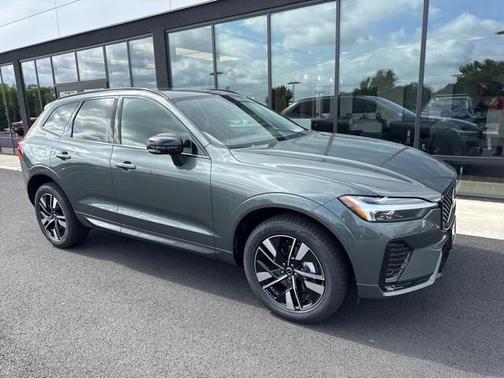 2026 Volvo XC60 B5 Core