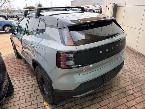 Vapour Grey Metallic 2026 Volvo EX30 Cross Country Ultra, Twin Motor Performance, Fully electric