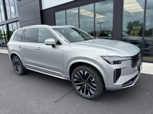 2025 Volvo XC90 Plug-In Hybrid T8 Plus 6-Seater