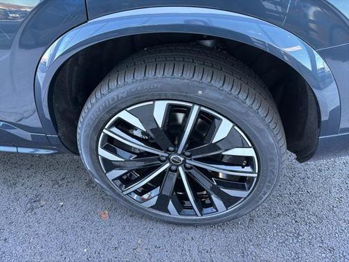 2026 Volvo XC90 B6 Ultra Dark Theme 7-Seater