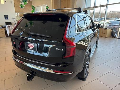 2025 Volvo XC90 B6 Ultra