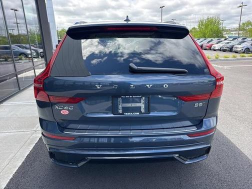 2025 Volvo XC60 Plus