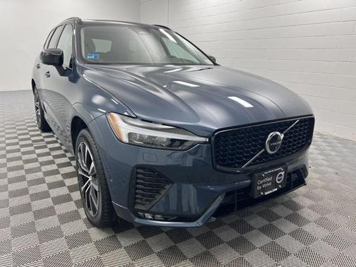 2025 Volvo XC60 B5 Plus