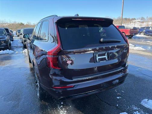 2026 Volvo XC90 Ultra Dark Theme, B6 AWD Gas (mild hybrid), Gasoline, 7 Seats