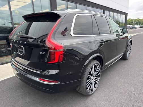 2025 Volvo XC90 B6 Plus 7-Seater