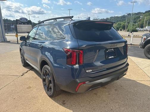2025 Kia Sorento SX